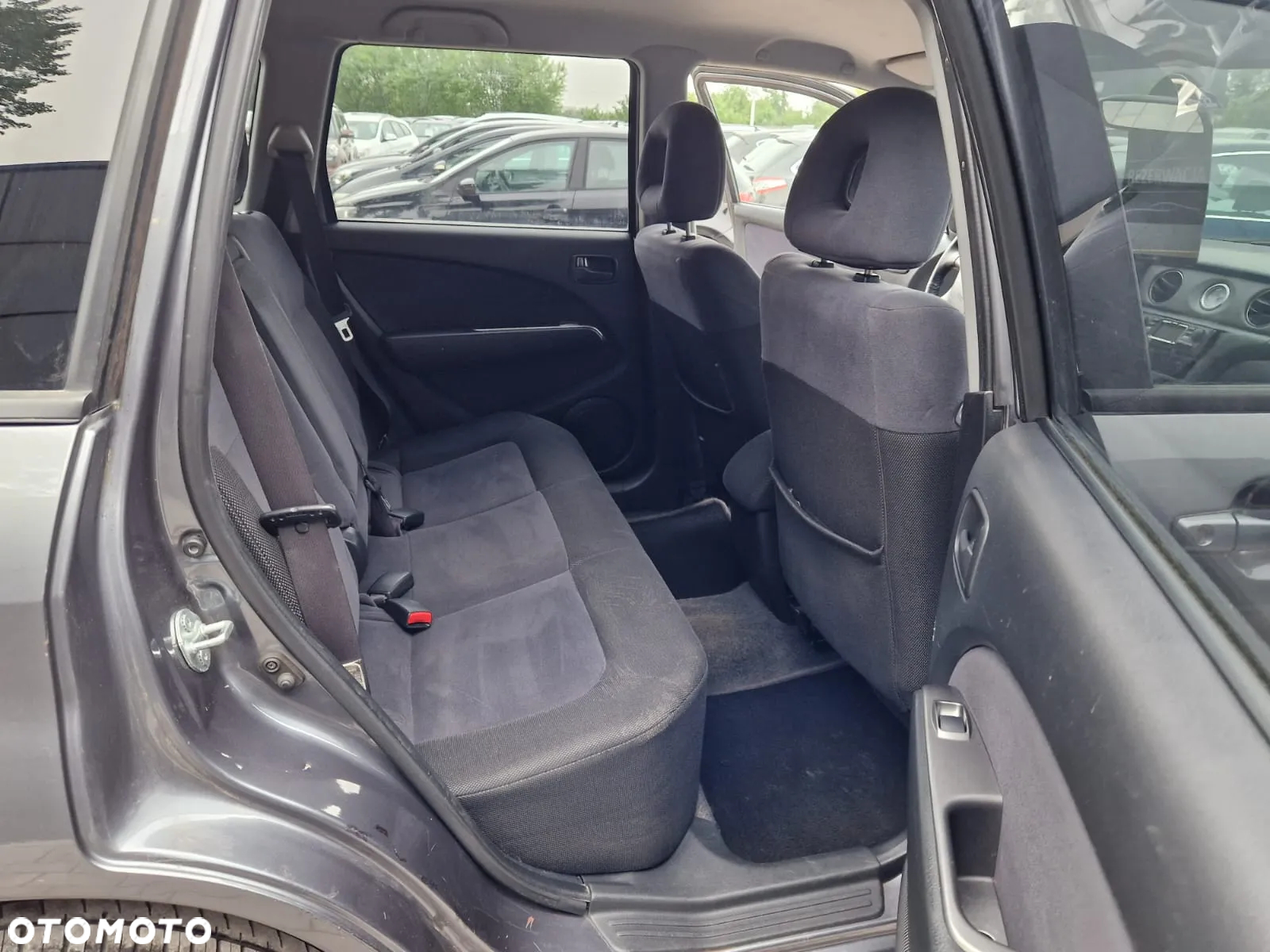 Mitsubishi Outlander 2.0 Comfort - 17