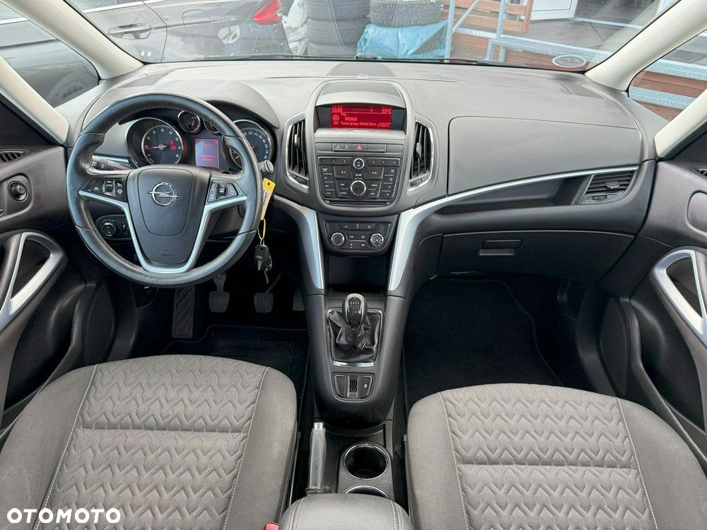 Opel Zafira - 6