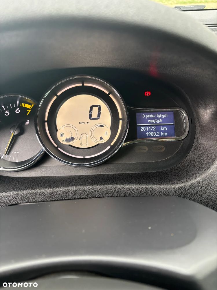 Renault Megane 1.6 16V Limited - 8