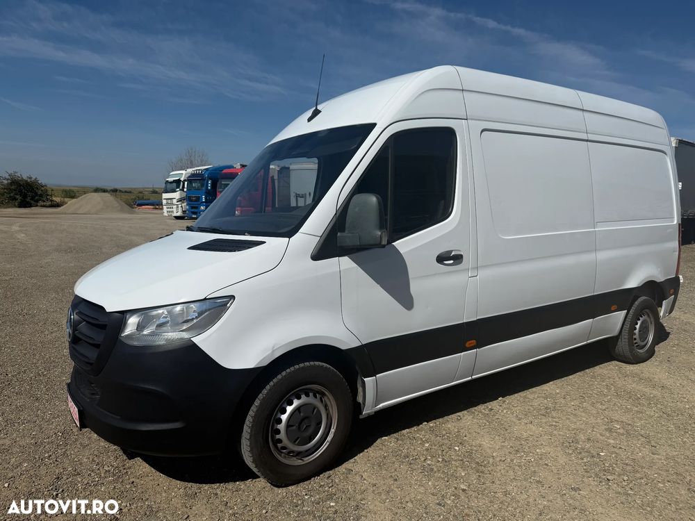Mercedes-Benz SPRINTER - 1