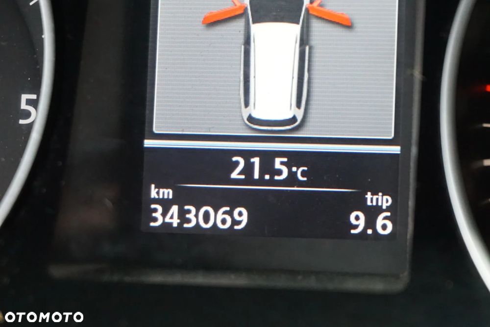 Volkswagen Passat 2.0 TDI Comfortline - 36