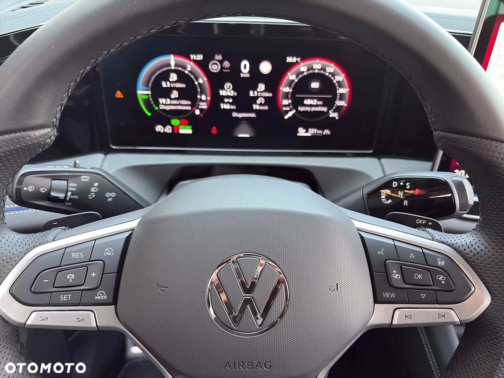 Volkswagen Tiguan - 17