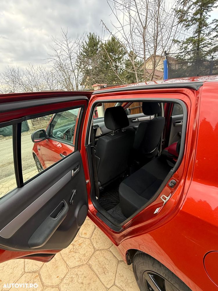 Suzuki Swift - 11