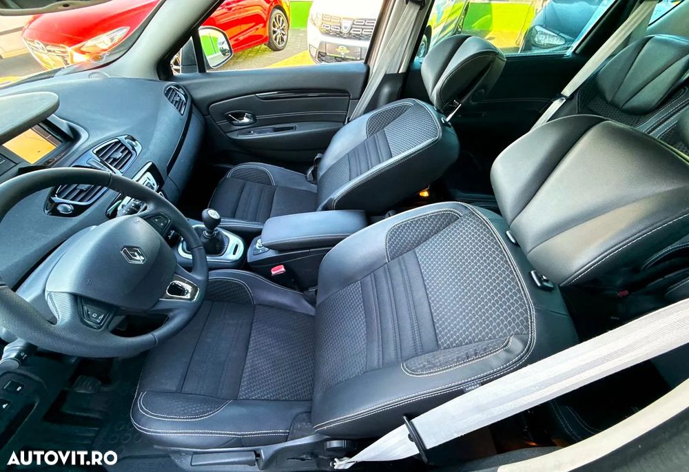 Renault Scenic ENERGY dCi 130 Start & Stop Euro 6 Bose Edition - 17