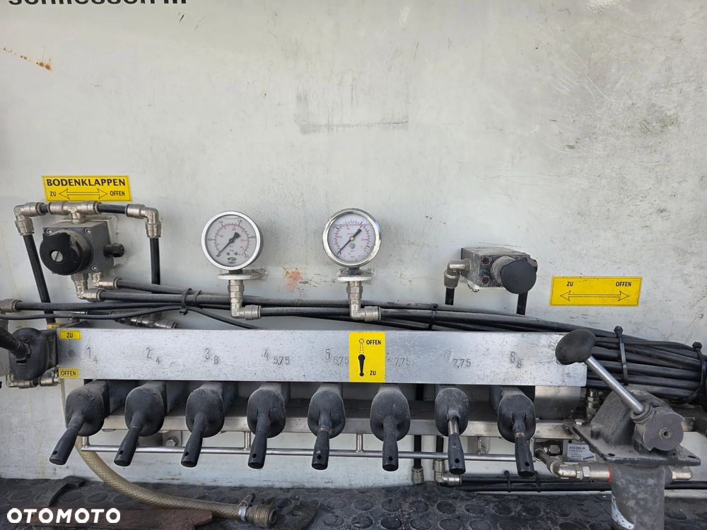 Welgro 8 komorowa PASZOWOZ SILOS 97WSL 51 m - 14