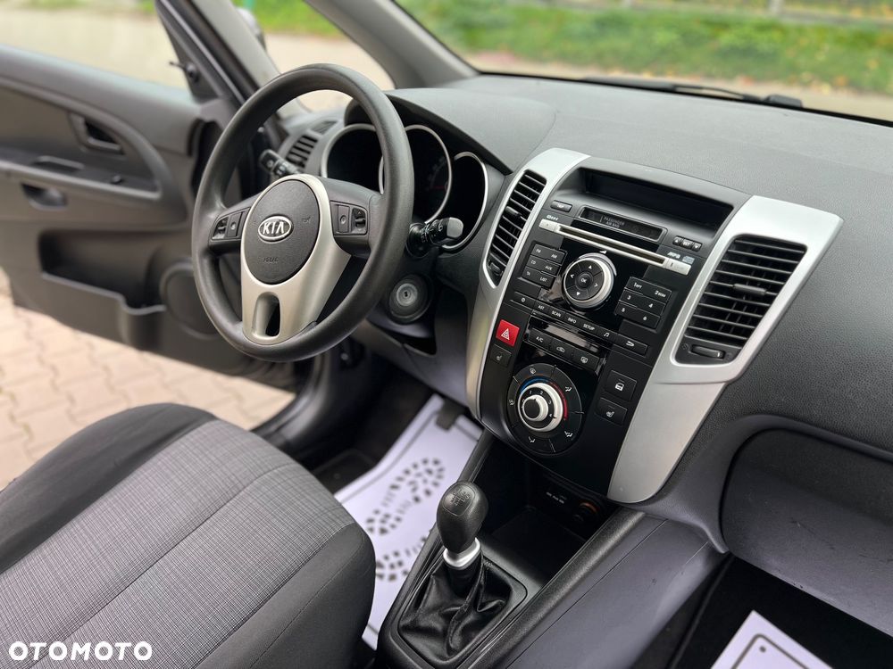 Kia Venga 1.4 CVVT Business Line - 26