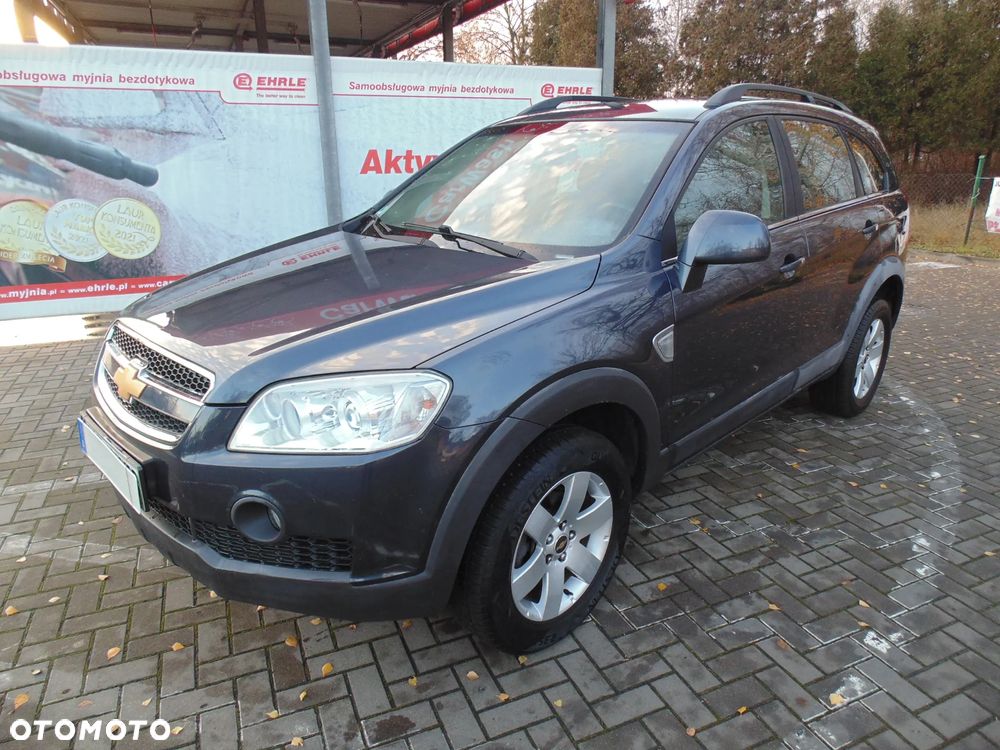 Chevrolet Captiva 2.4 2WD 7 Sitzer LS Family Edition - 1