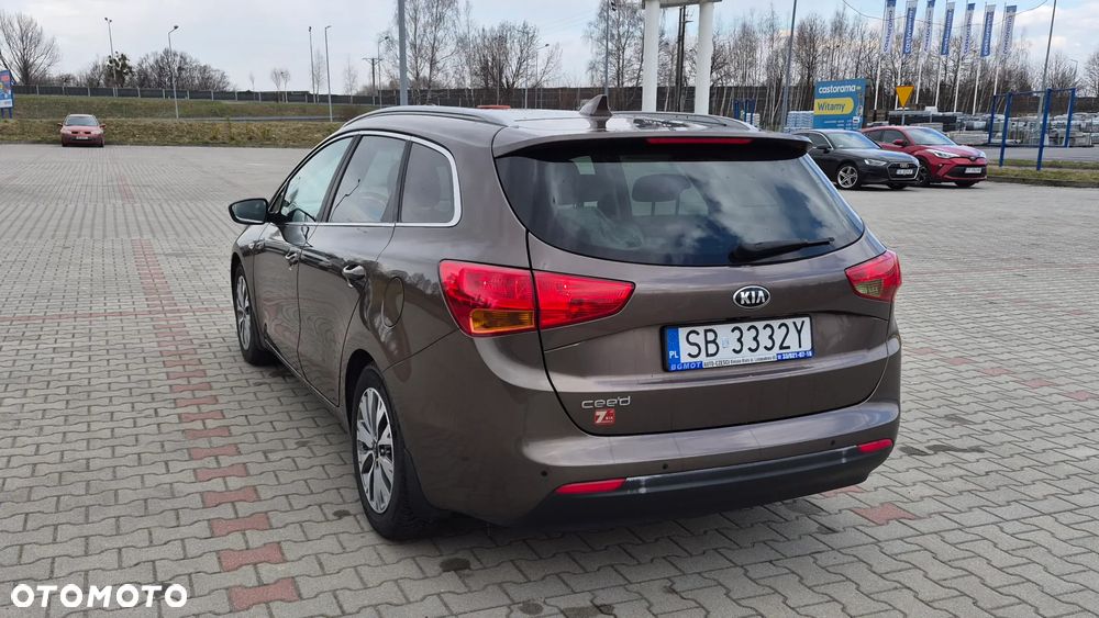 Kia Ceed 1.6 GDI Smart Plus DCT - 8