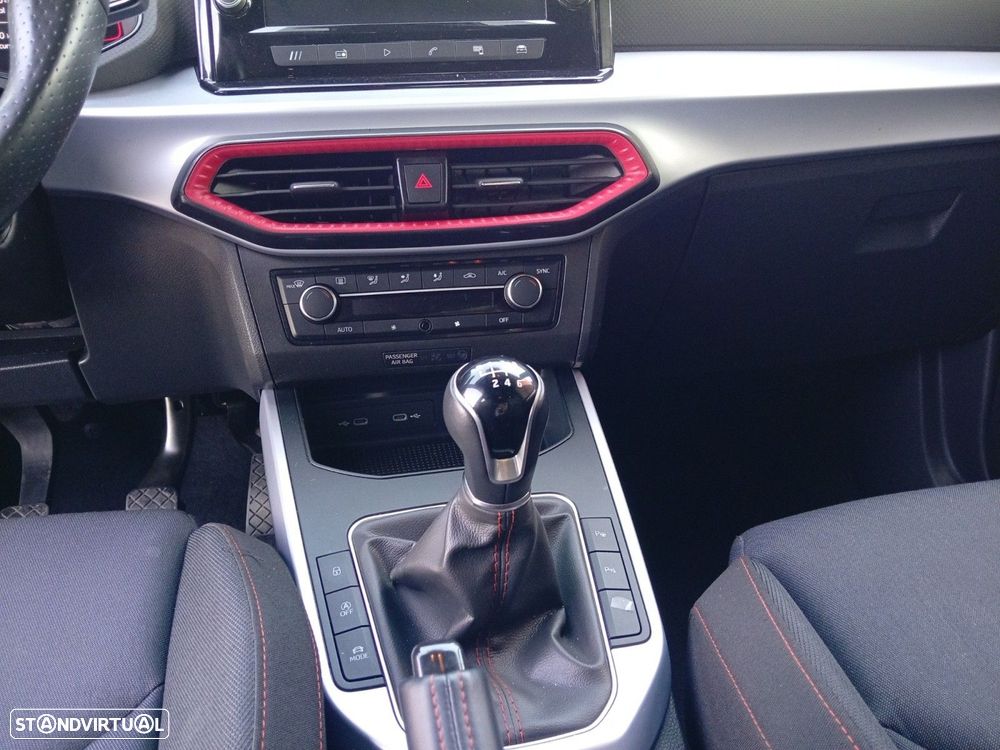SEAT Arona 1.0 TSI FR - 11