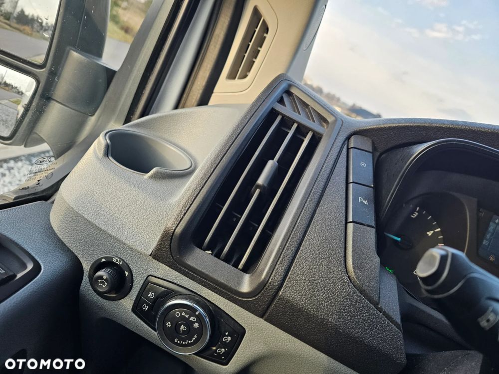 Ford TRANSIT - 16