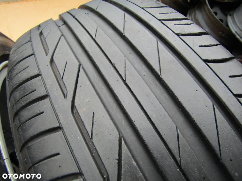 4 x Felgi Aluminiowe Koła 17 BMW 3 E90 E91 E92 E93 1 E87 8 j 5x120 ET34 piasta 72,6 mm + Opony 225/55 17 Bridgestone 7,5 mm Letnie - 26