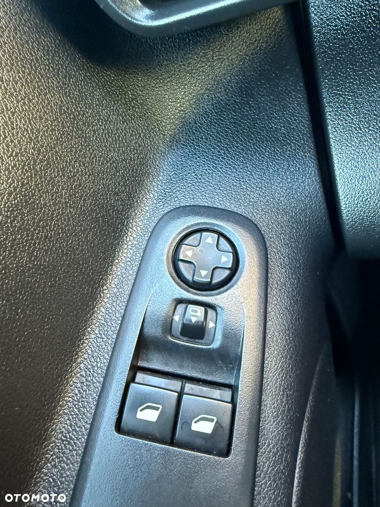 Peugeot Partner - 17