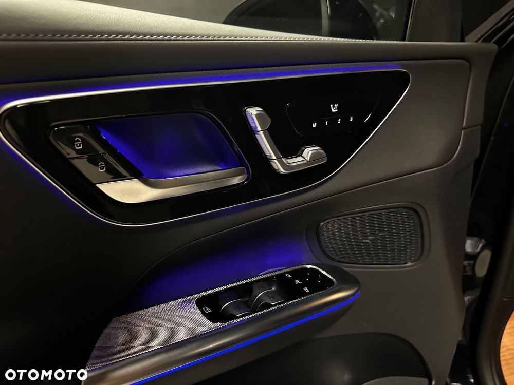 Mercedes-Benz GLC - 30