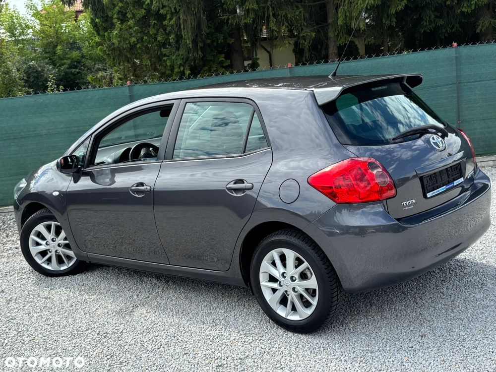 Toyota Auris 1.6 Edition - 11