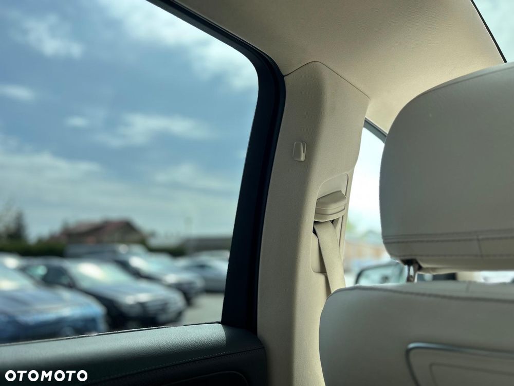 Mercedes-Benz GLE - 33