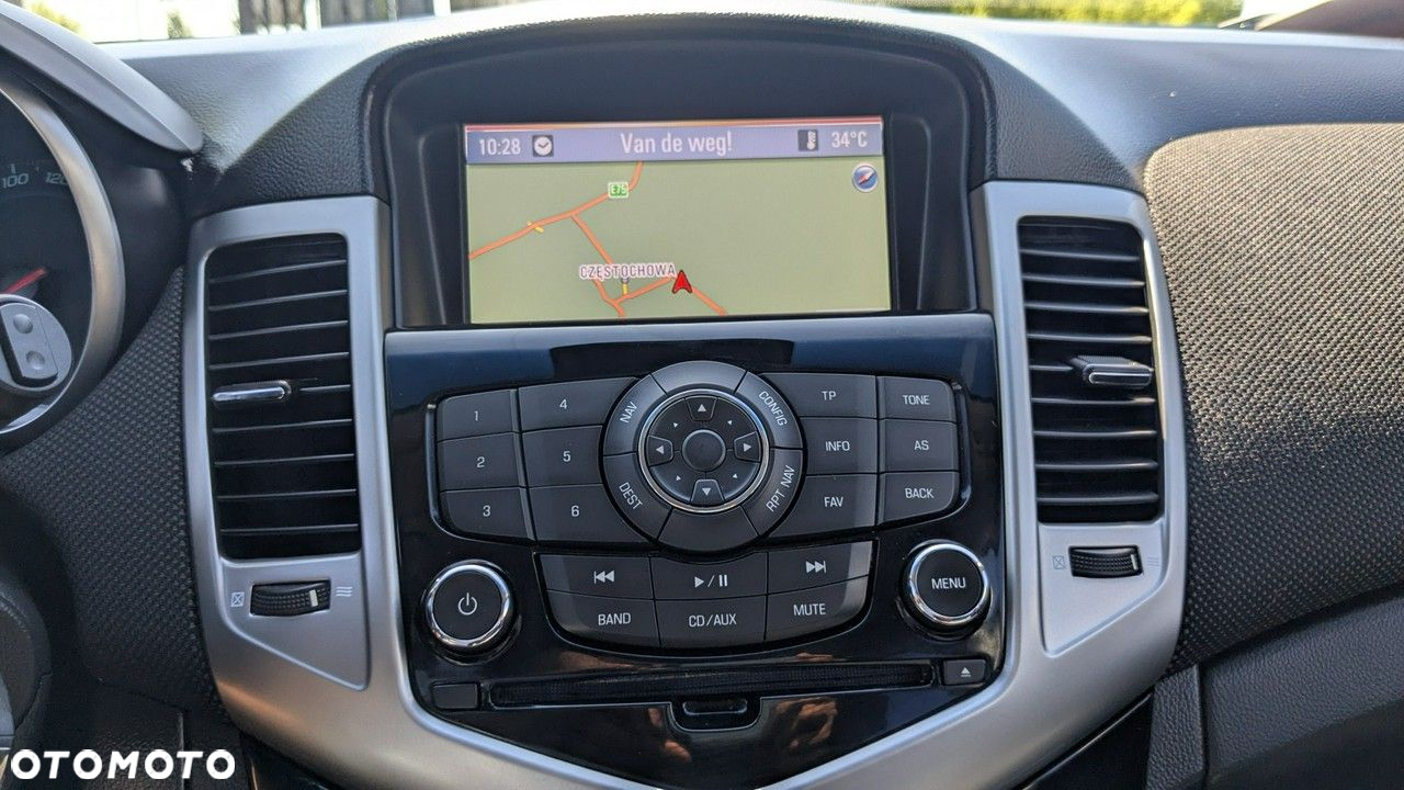Chevrolet Cruze - 24
