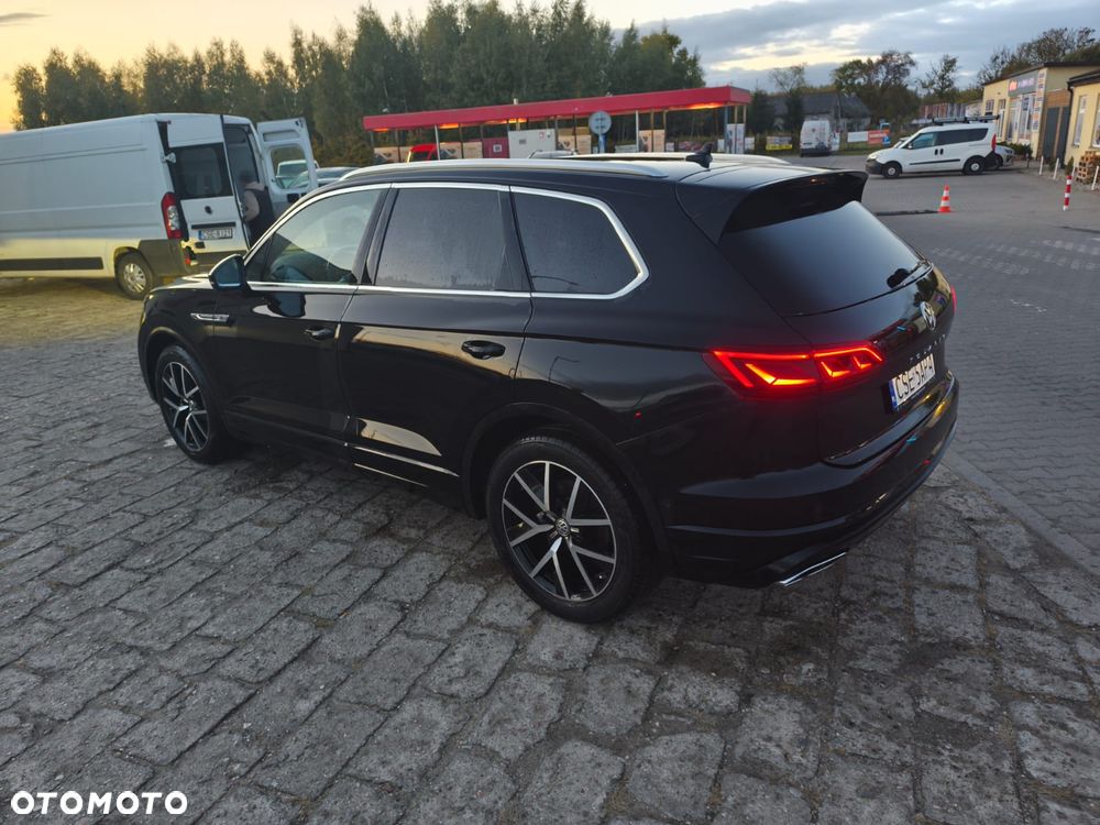 Volkswagen Touareg - 6