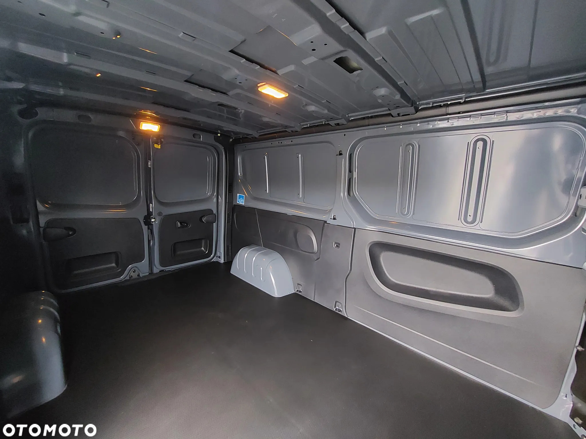 Renault Trafic - 7