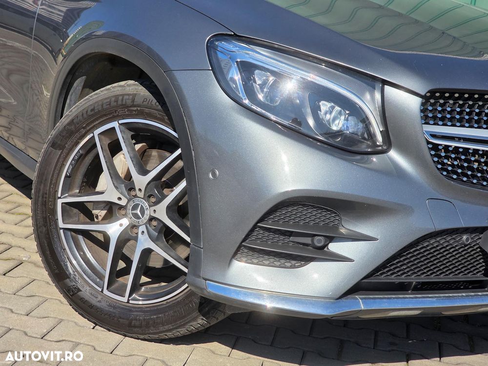 Mercedes-Benz GLC Coupe 300 4Matic 9G-TRONIC AMG Line - 14