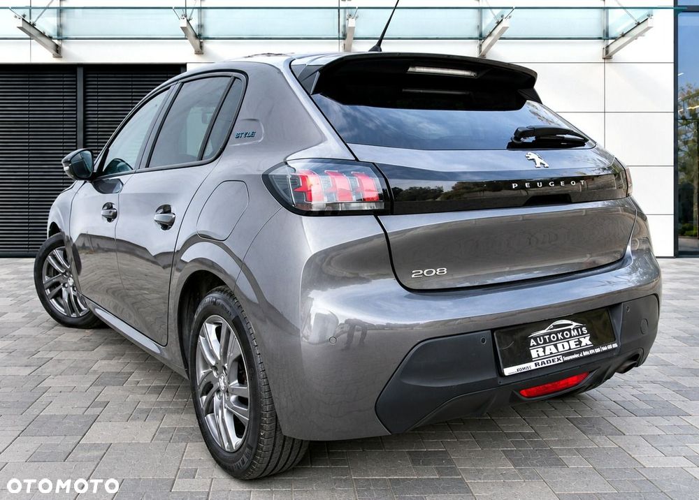 Peugeot 208 - 34