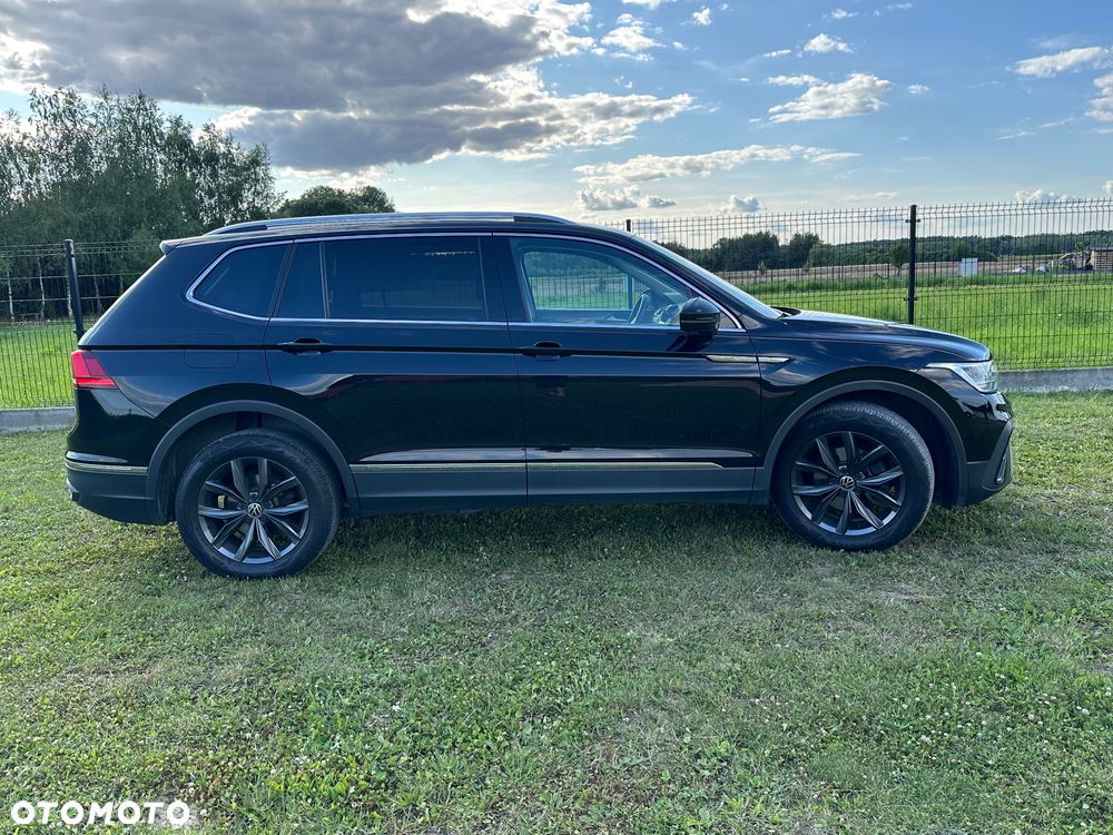 Volkswagen Tiguan Allspace 2.0 TDI SCR Comfortline DSG - 2