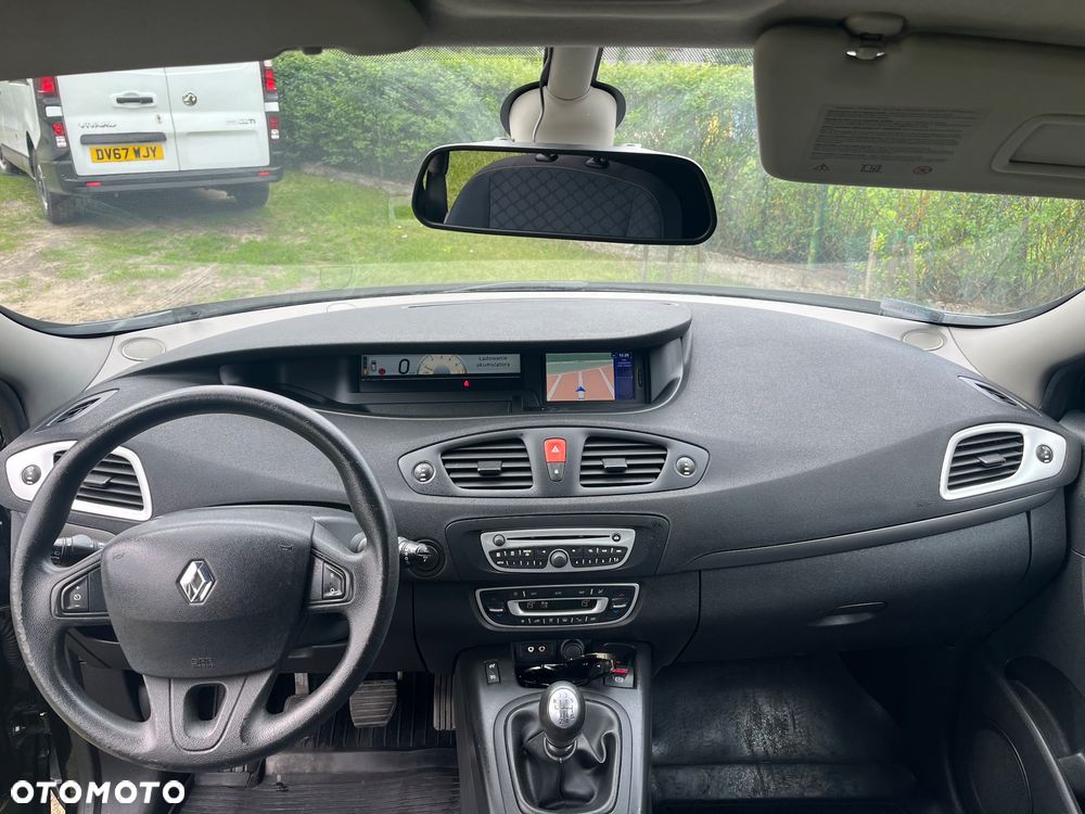 Renault Scenic 1.9 dCi Confort Privilege - 17