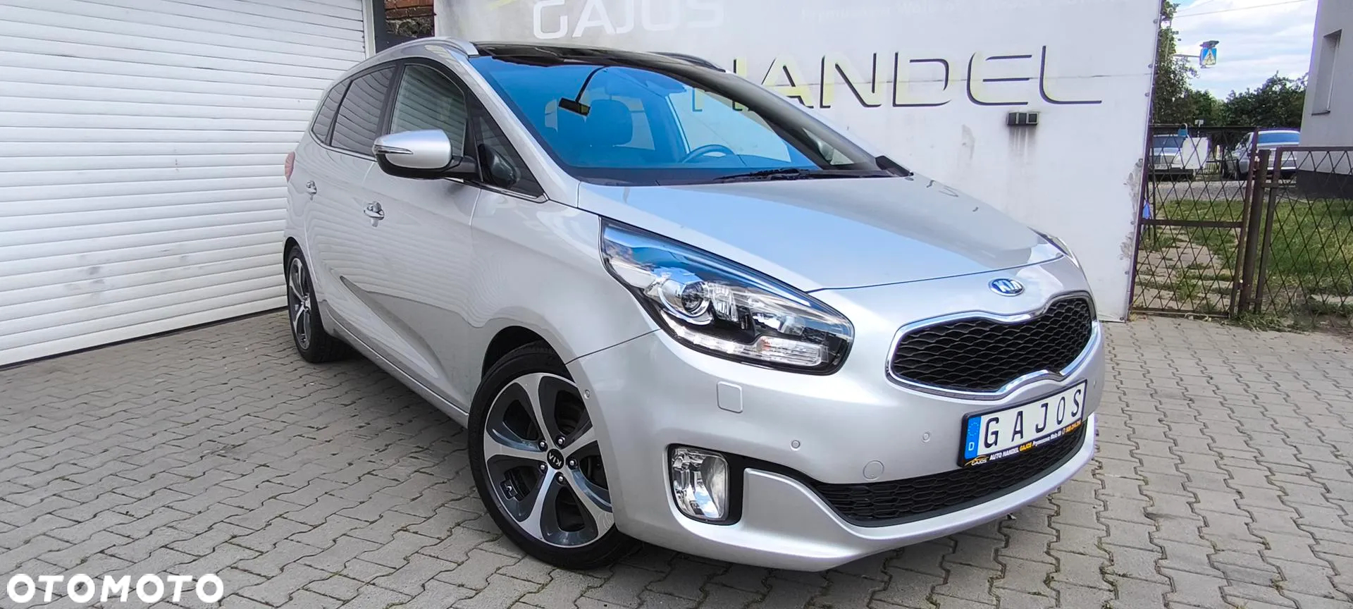 Kia Carens 1.7 CRDi XL 7os - 28
