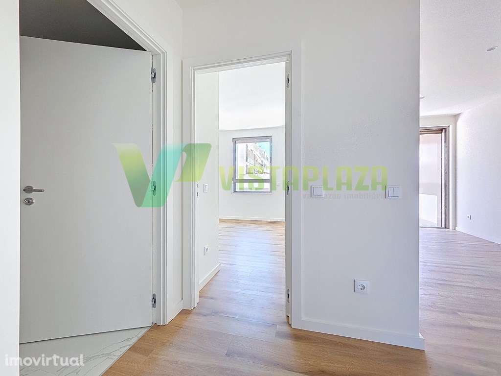 Apartamento T1 Novo, em Portimão com Estacionamento e Piscina - Grande imagem: 2/18