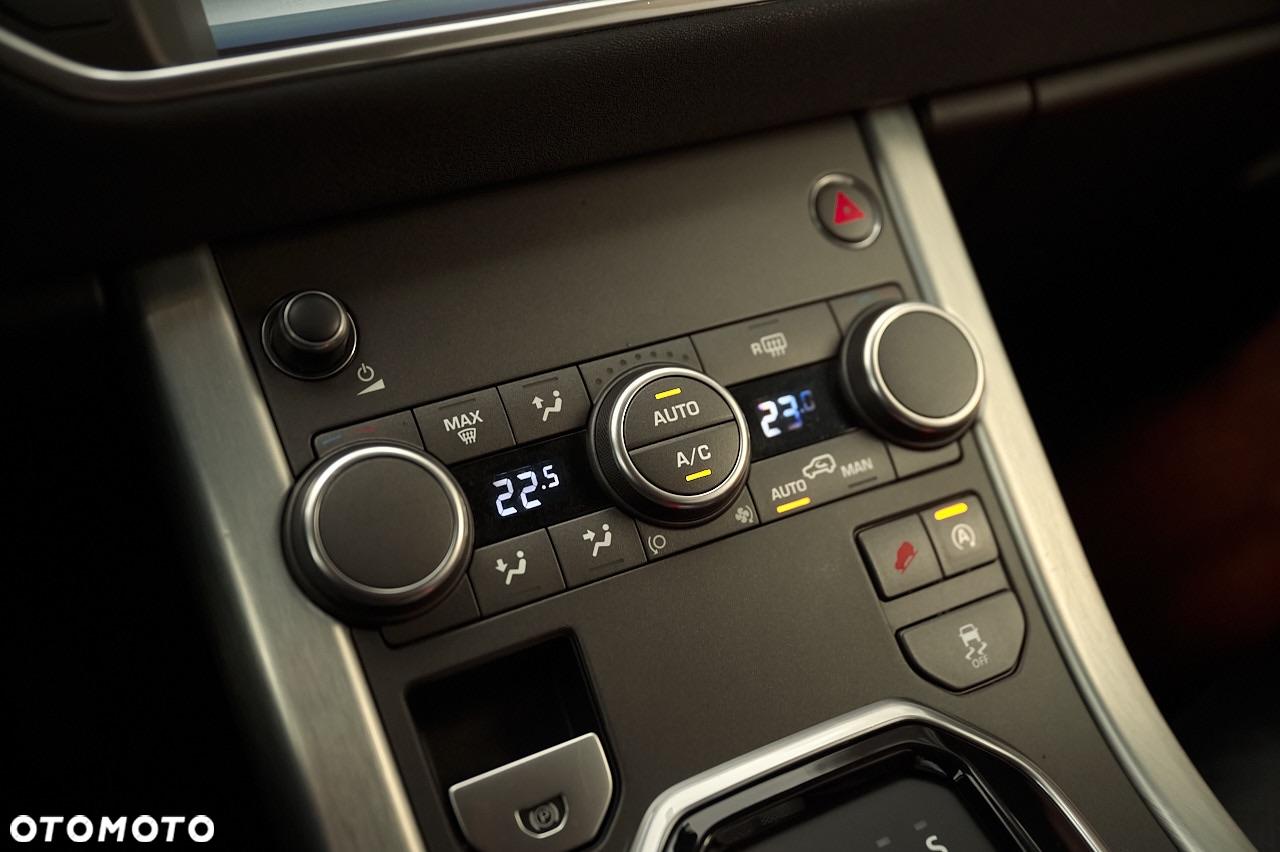 Land Rover Range Rover Evoque - 38