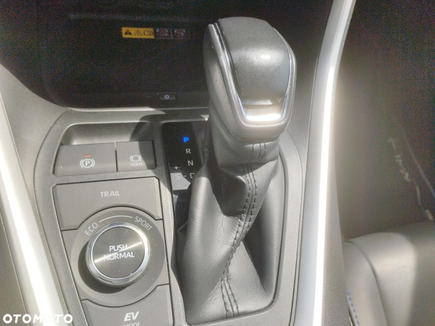 Toyota RAV4 - 21