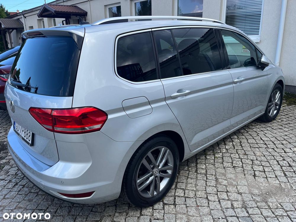 Volkswagen Touran 1.5 TSI EVO Comfortline DSG - 6