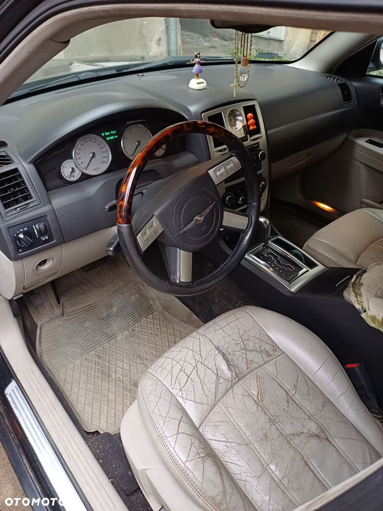 Chrysler 300C - 7