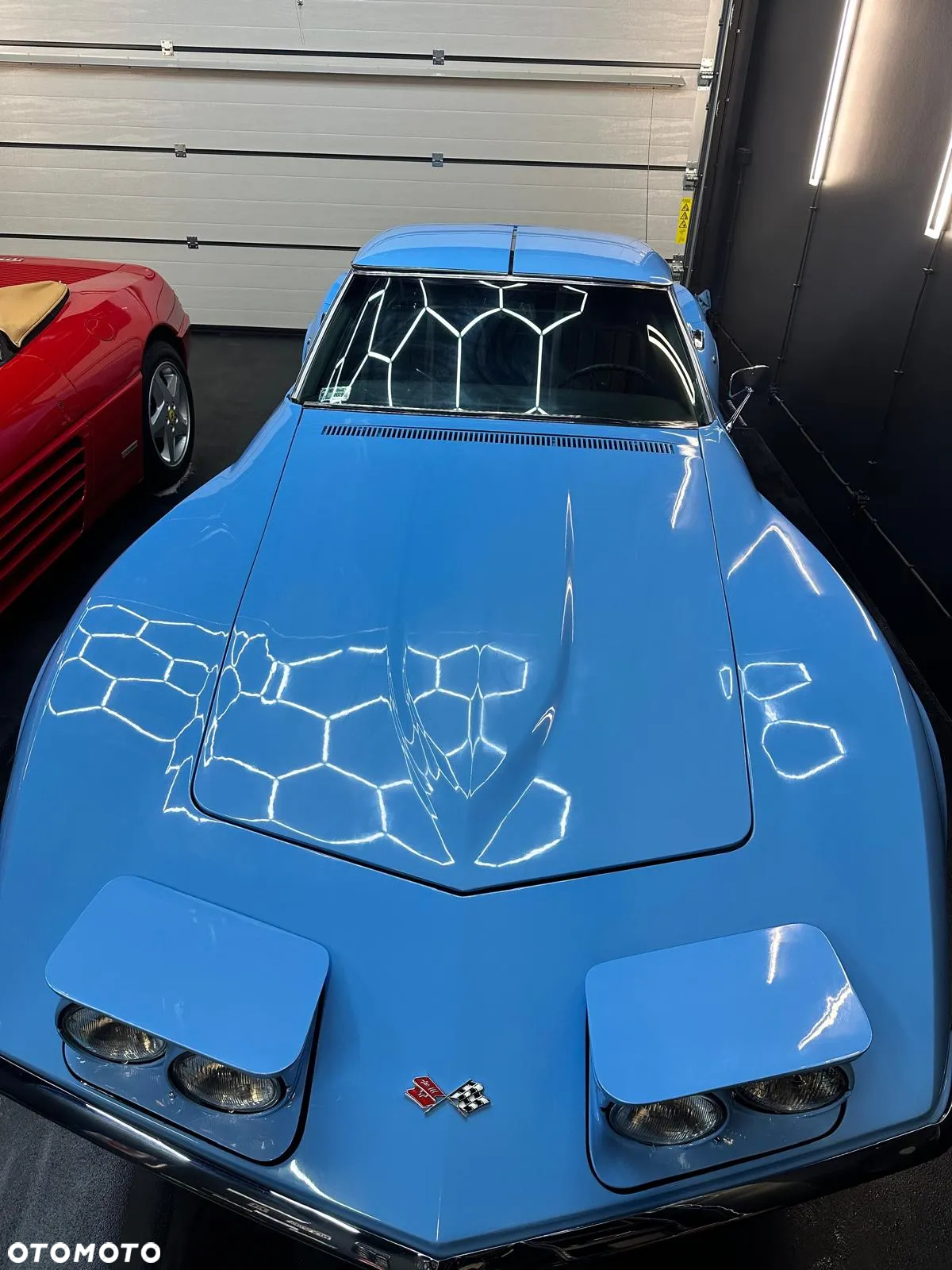 Chevrolet Corvette - 3