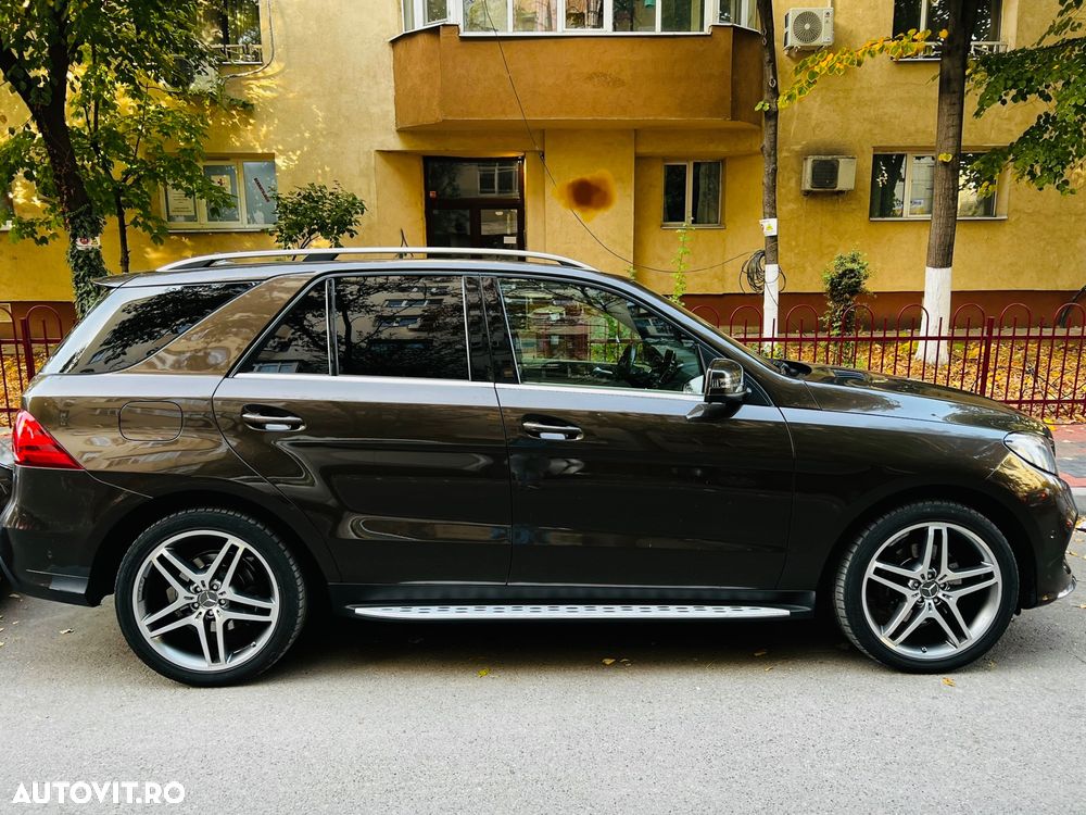 Mercedes-Benz GLE 350 d 4MATIC 9G-TRONIC AMG Line - 2