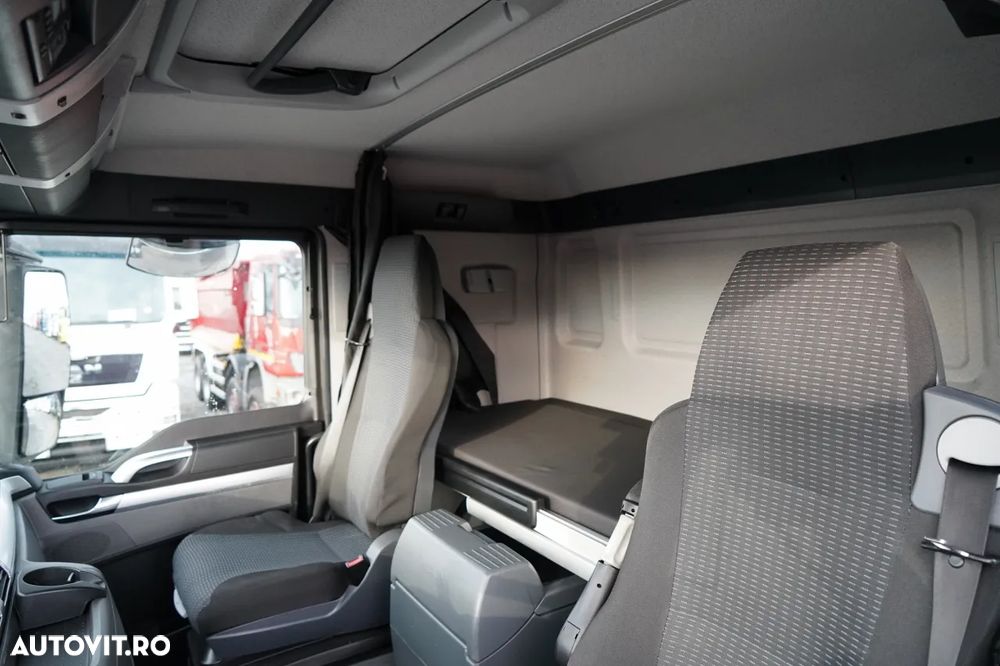 MAN TGS 18.440 / COMBINAȚIE TANDEM / ADR COMPLET / LA OX EXI EXII FL / LATERALĂ DESCHISĂ / PENTRU TRANSPORTUL EXPLOSIVILOR / - - 28