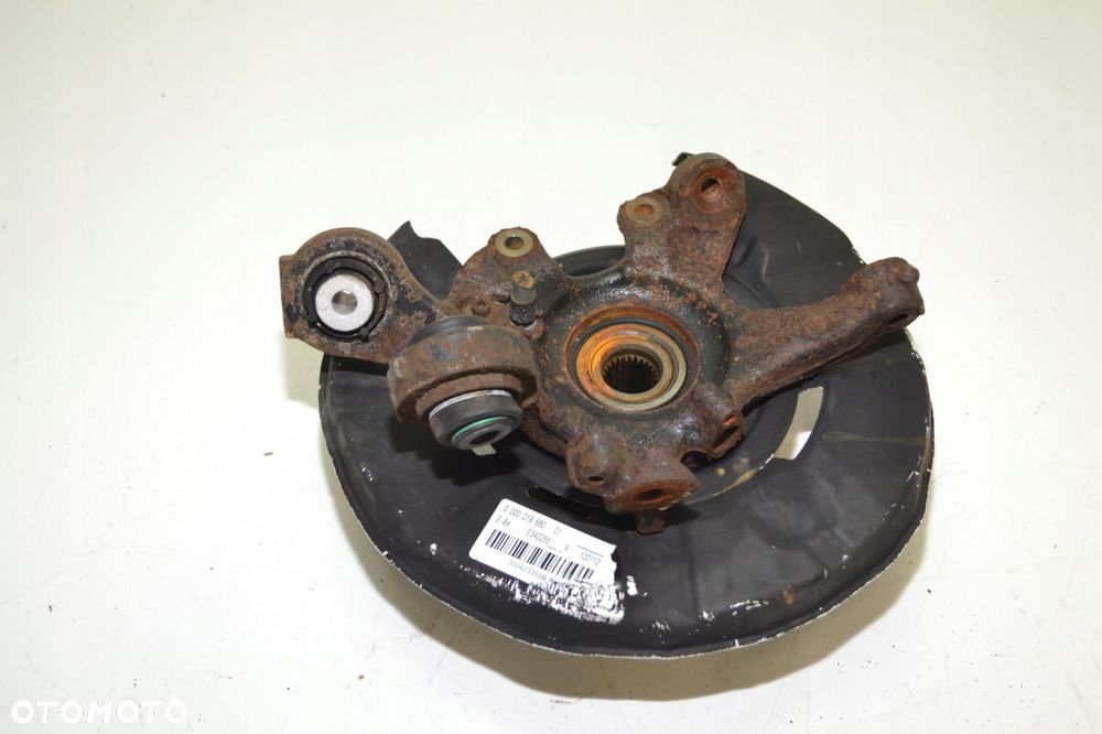BMW E90 E91 LCI LIFT ZWROTNICA PIASTA TYŁ PRAWA 6762858 - 4
