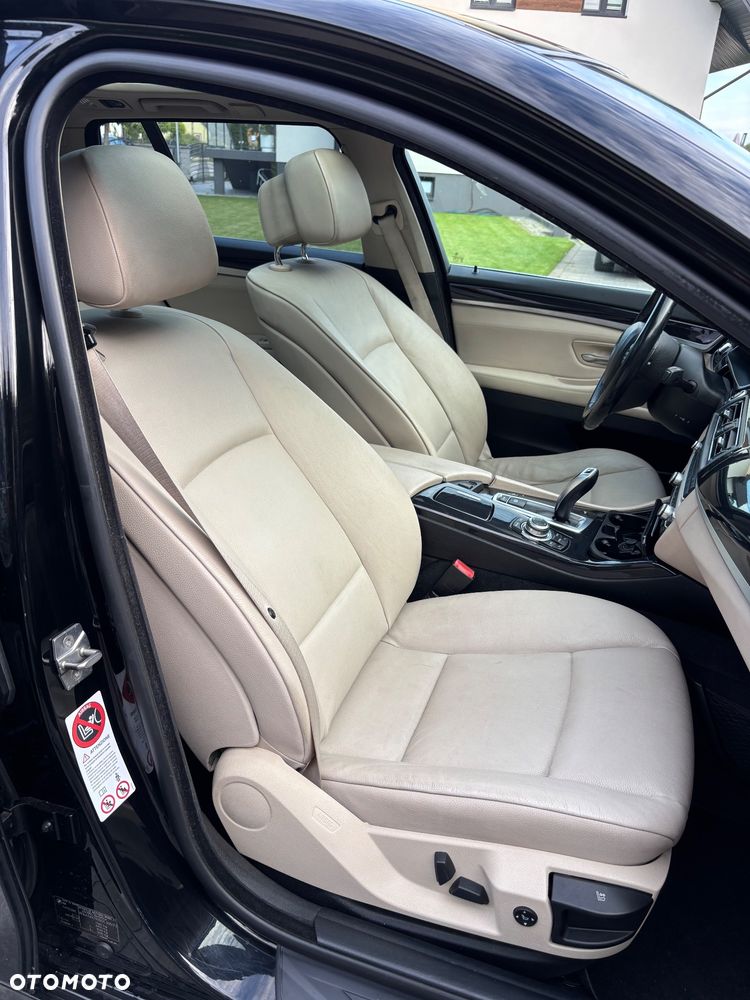 BMW Seria 5 520d Sport-Aut - 27