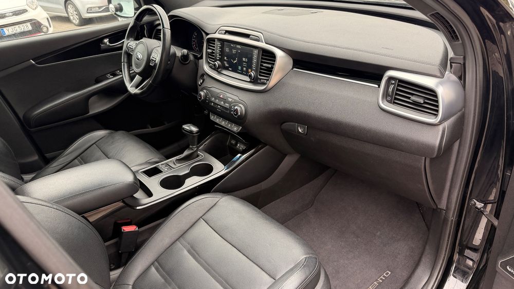 Kia Sorento - 15
