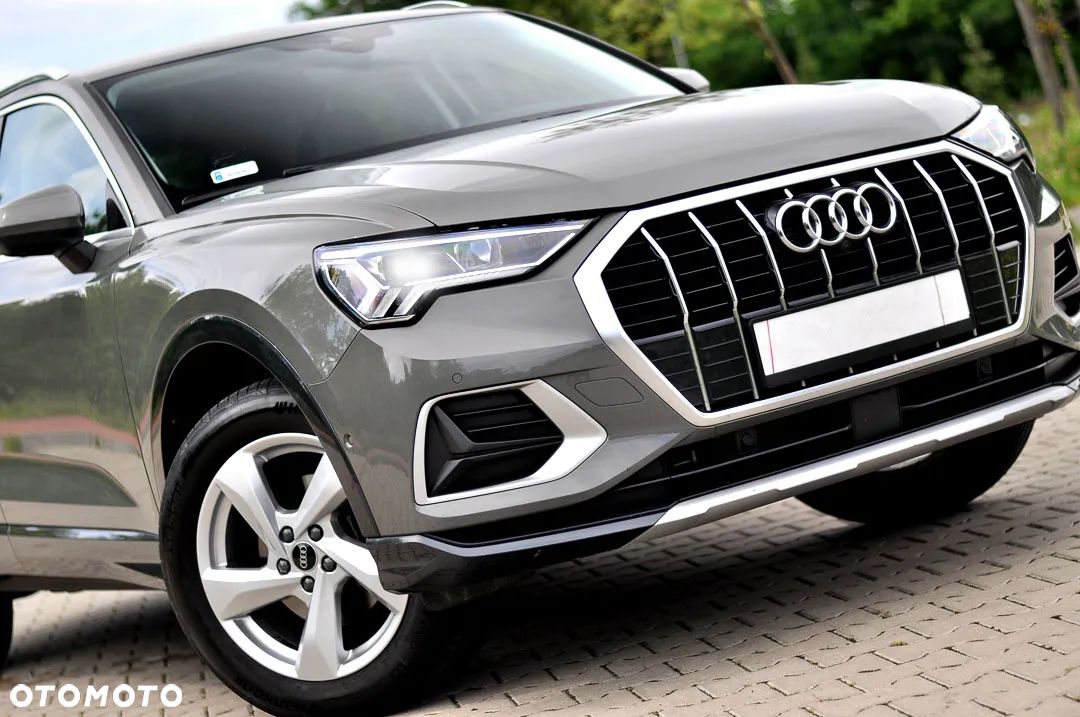 Audi Q3 35 TFSI S tronic - 1