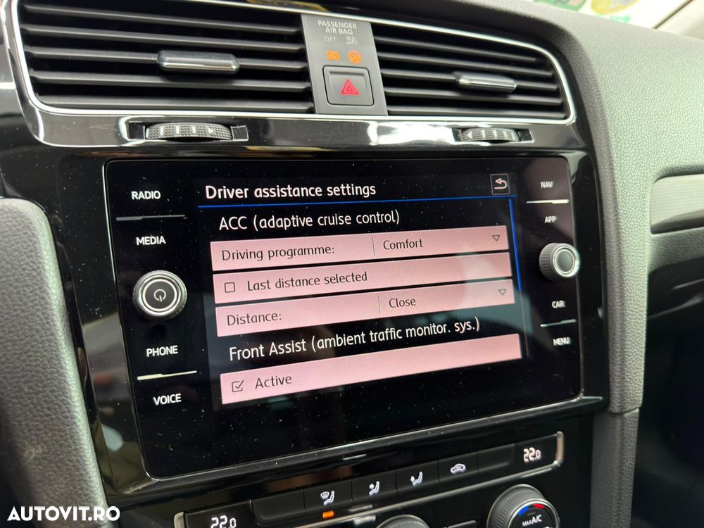Volkswagen Golf 1.6 TDI SCR DSG Join - 18