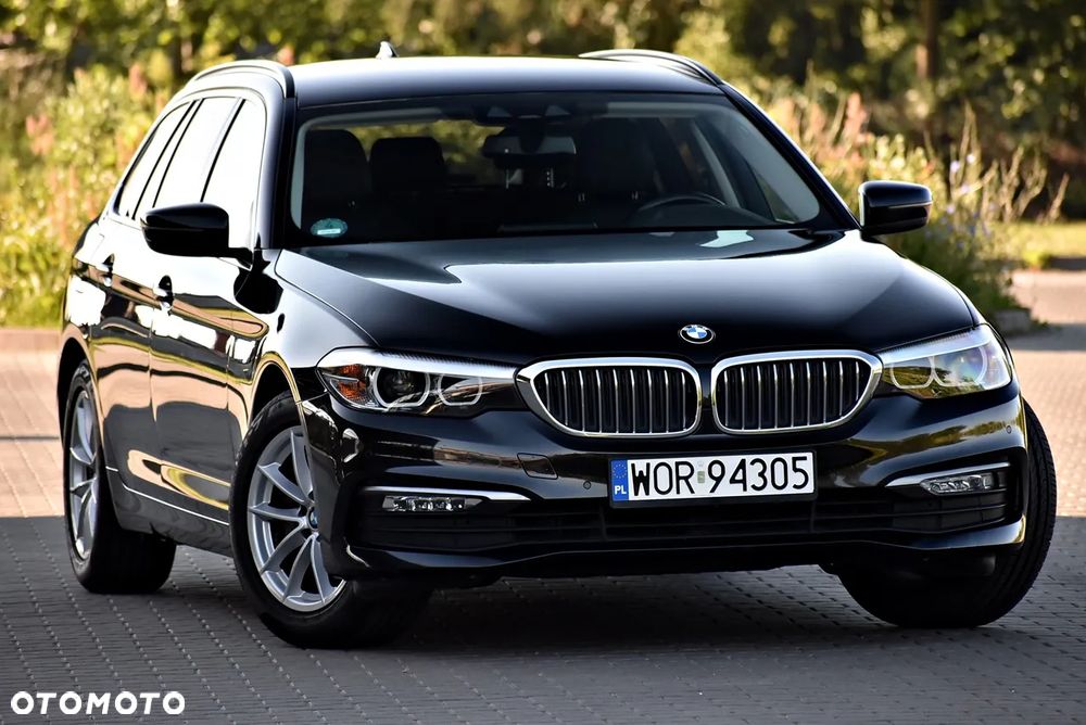 BMW Seria 5 520i - 12