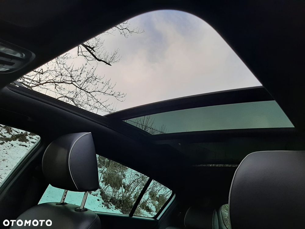 Kia Sportage 2,0 CRDI AWD GT Line - 13