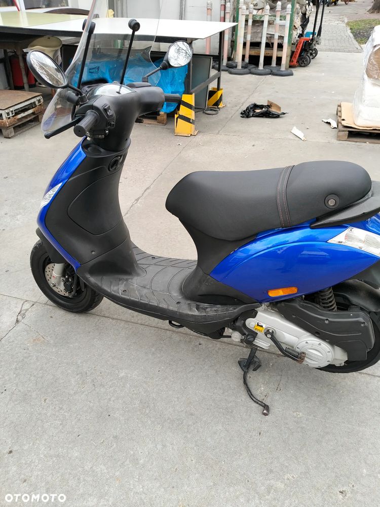 Piaggio ZIP - 4