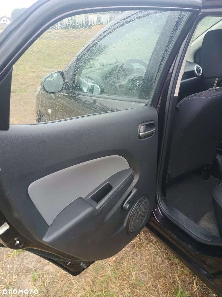 Mazda 2 - 7