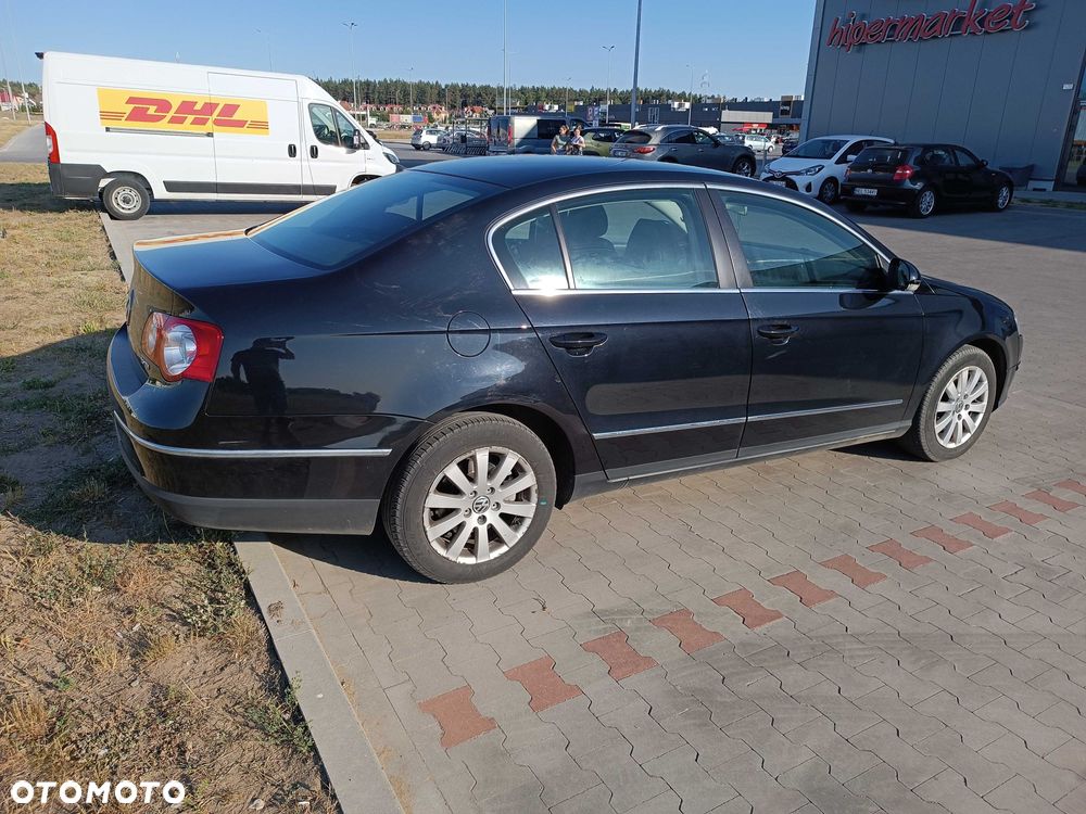 Volkswagen Passat - 5