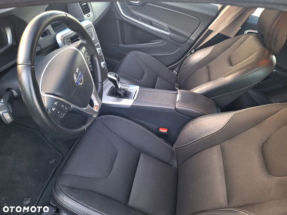 Volvo V60 - 18