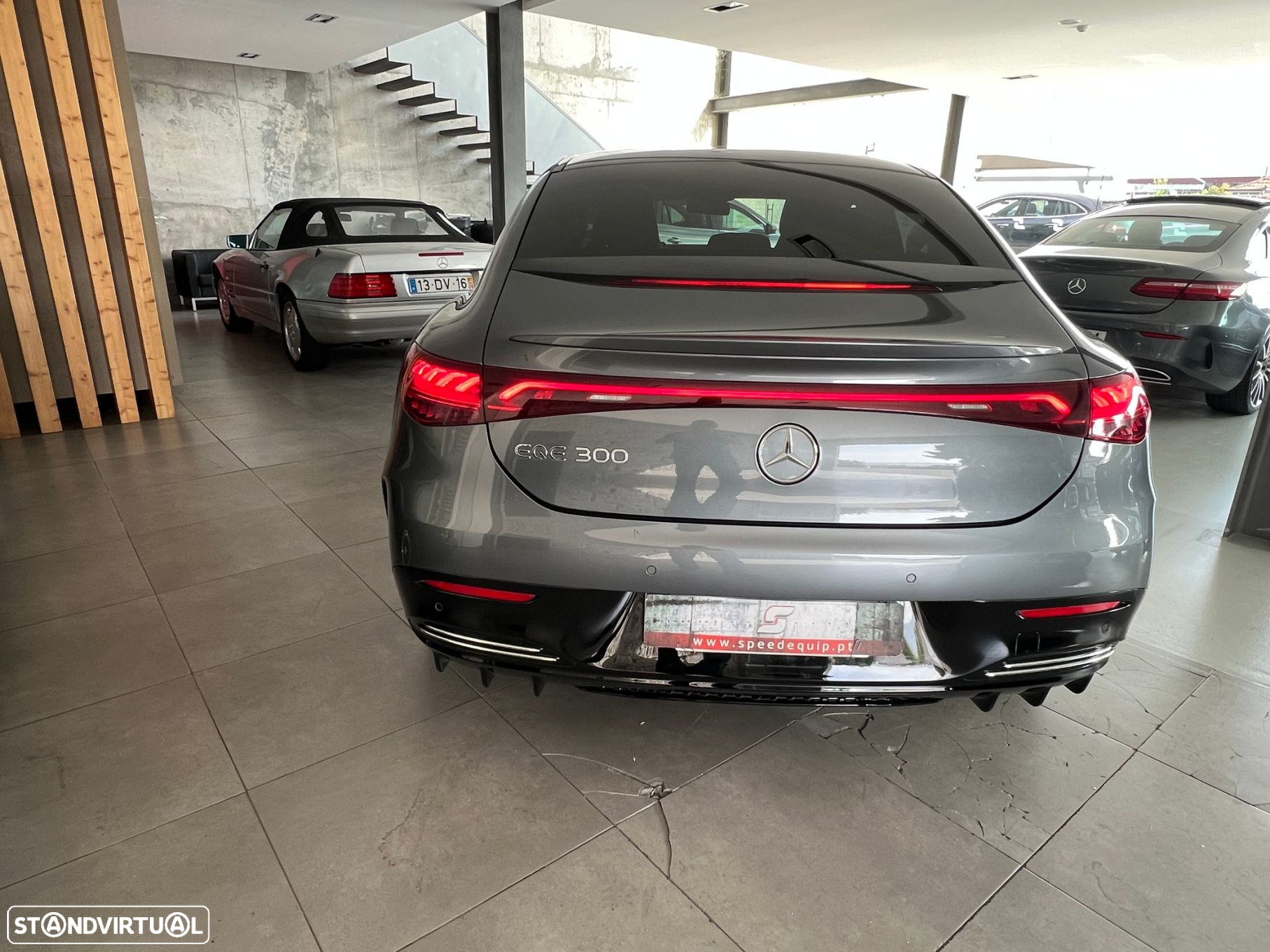 Mercedes-Benz EQE 300 AMG Line - 41