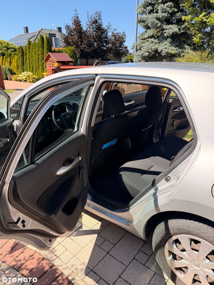 Toyota Auris 1.33 VVT-i Active - 13