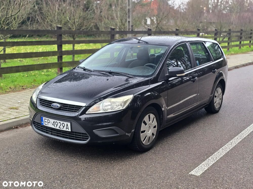 Ford Focus 1.6 Trend - 10
