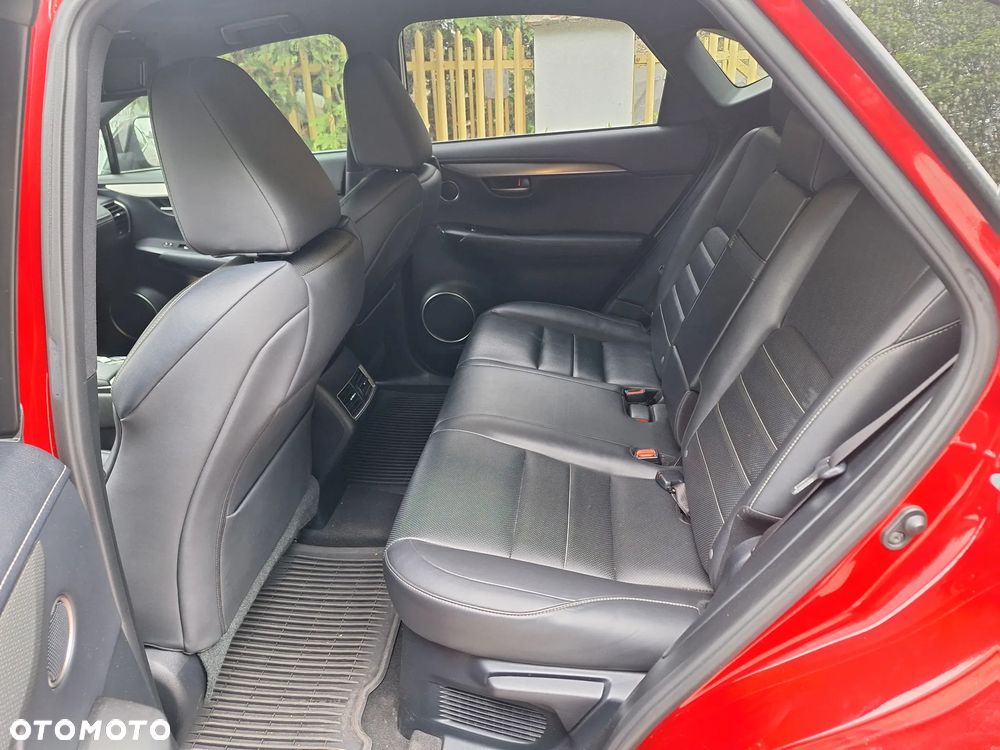 Lexus NX 300 Executive Line - 9